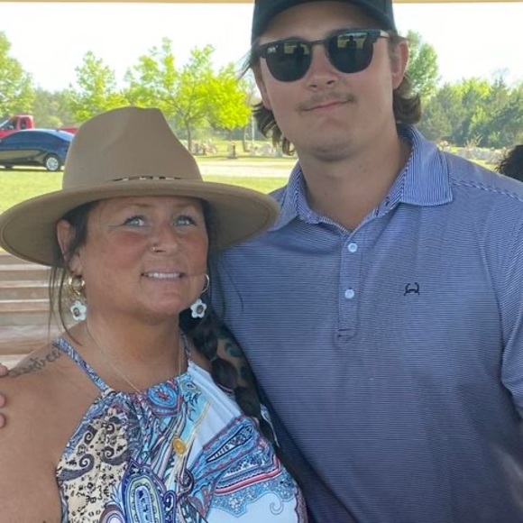 Meet your Posher, Linda - Picture 1 of 1